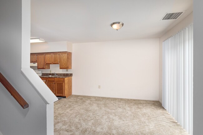 Palmer in Waldorf, MD - Building Photo - Interior Photo