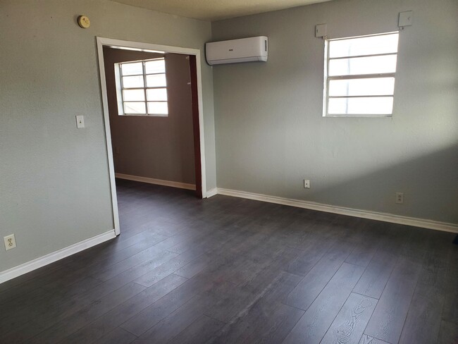 1631 N Manhattan St in Amarillo, TX - Building Photo - Building Photo