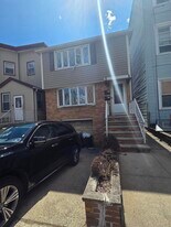 777 Montgomery St in Jersey City, NJ - Building Photo