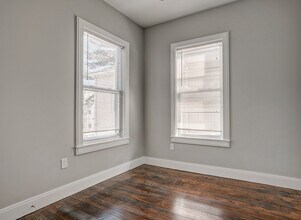 147 Boston St, Unit 3 in Boston, MA - Building Photo - Building Photo