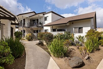 Terre at S Lincoln in El Cajon, CA - Foto de edificio - Building Photo