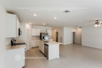 700 Carlyle Wy in Fort Pierce, FL - Building Photo - Building Photo
