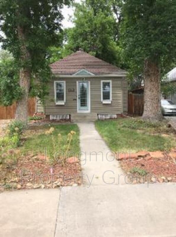 752 8th Ave