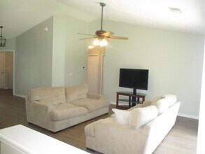 112 Centennial Cir in Myrtle Beach, SC - Building Photo - Building Photo