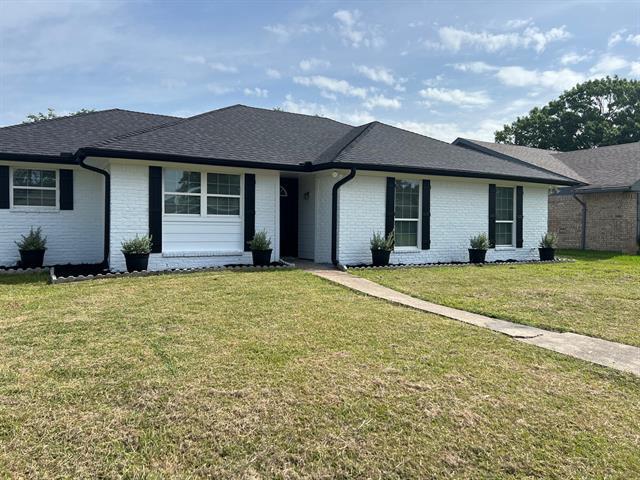 property at 7205 Ridgeview Dr
