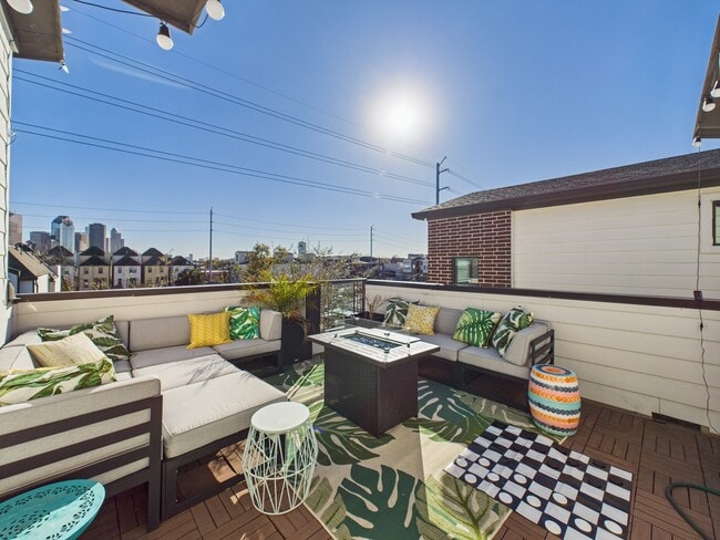 1404 Spring St in Houston, TX - Building Photo - Building Photo