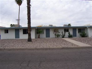 5550-5564 E Bellevue St in Tucson, AZ - Building Photo - Building Photo