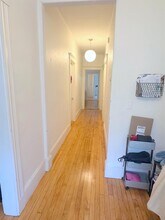 18 Upland Rd, Unit 1 in Cambridge, MA - Building Photo - Building Photo