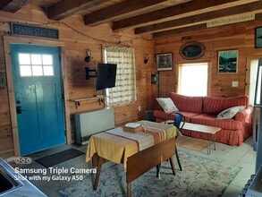 12 Summerhaven Rd in Manchester, ME - Foto de edificio - Building Photo