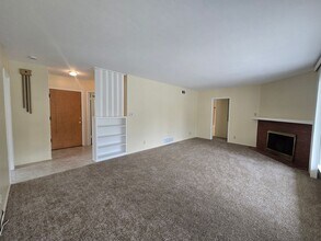 4820 Granada Ave in Riverside, CA - Building Photo - Building Photo