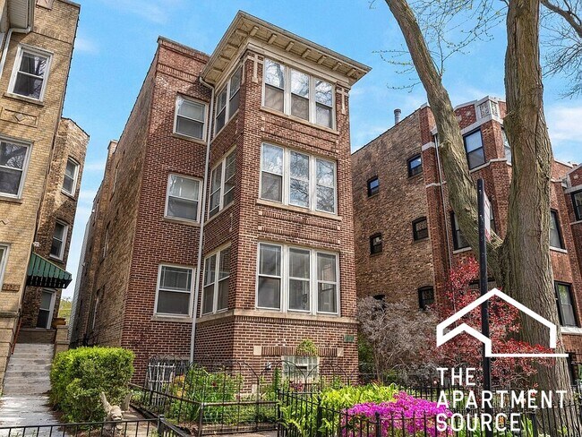 1432 W Jonquil Ter, Unit 2 in Chicago, IL - Foto de edificio - Building Photo