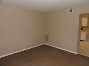 207 Landings Dr in Frankfort, KY - Building Photo - Building Photo