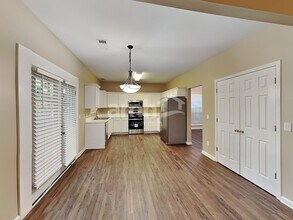 1584 Silver Ridge Dr in Austell, GA - Building Photo - Building Photo