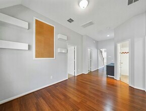 106 Cezanne Woods Dr in Spring, TX - Building Photo - Building Photo