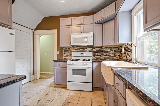 1108 15th Ave SE in Minneapolis, MN - Building Photo - Building Photo