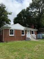3725 Tyler St in Gary, IN - Building Photo