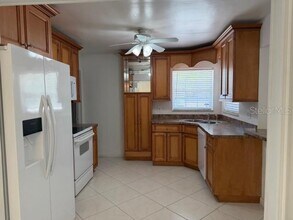 208 Wilshire Dr in Casselberry, FL - Building Photo - Building Photo