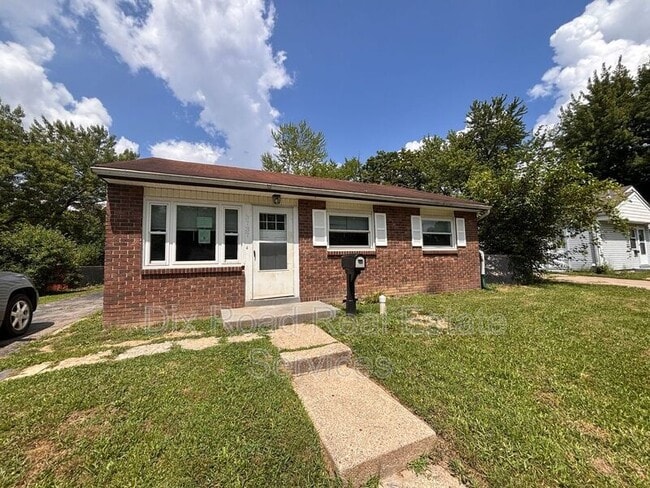 property at 3737 Runyon Ave