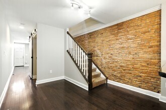 127 W Randall St in Baltimore, MD - Foto de edificio - Building Photo