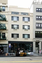 179 E Broadway in New York, NY - Foto de edificio - Building Photo