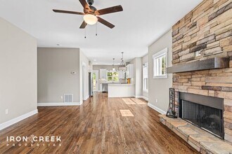 85 Beaver Dr in Asheville, NC - Building Photo - Building Photo