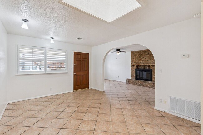 404 Rock Pl in Moore, OK - Foto de edificio - Building Photo