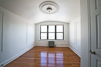 8951 S Ada St Chicago, IL 60620 in Chicago, IL - Foto de edificio - Building Photo