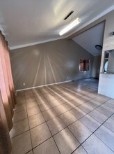 511 Badger Flat St in Bakersfield, CA - Building Photo - Building Photo