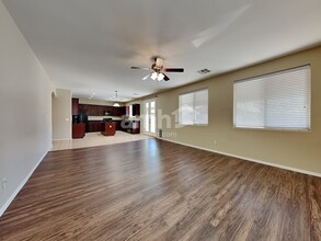 17385 W Lilac St in Goodyear, AZ - Foto de edificio - Building Photo