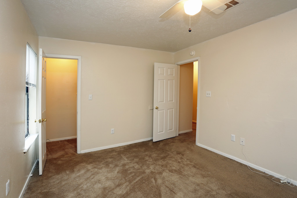 Cedar Cove Apartments in Clinton, MS