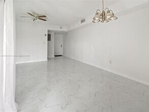 1151 N Liberty Ave in Homestead, FL - Building Photo - Building Photo