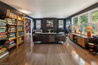 678 Springfield Ave in Summit, NJ - Building Photo - Building Photo