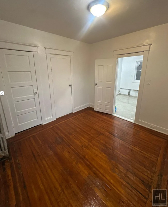 EASTCHESTER ROAD, BRONX in Bronx, NY - Building Photo - Building Photo