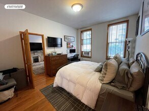 1407 2nd Ave in New York, NY - Building Photo - Building Photo