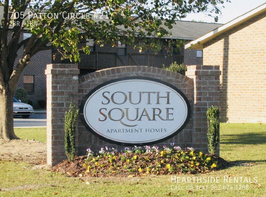 705 Patton Cir, Unit 21 in Winterville, NC - Building Photo