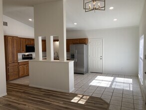 2105 Emma St in Van Buren, AR - Building Photo - Building Photo