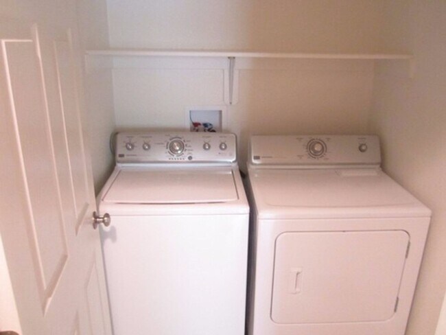 410 Whitney Ave-Unit -410 Whitney Ave in Vallejo, CA - Building Photo - Building Photo