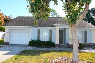 903 S Disston Ave in Minneola, FL - Building Photo