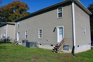 317 N Anderson St, Unit 317 in Tullahoma, TN - Building Photo