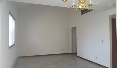 1334 Spring Village Dr in Ontario, OH - Building Photo - Building Photo