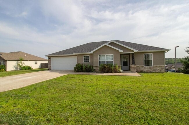 property at 101 Rock Hill Ct