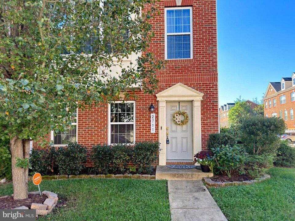 2711 Coppersmith Pl in Bryans Road, MD - Building Photo