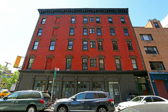 205 Chrystie St in New York, NY - Building Photo - Building Photo