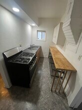 690 York Ave, Unit 1 in St. Paul, MN - Foto de edificio - Building Photo