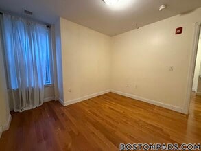 90 Westland Ave in Boston, MA - Foto de edificio - Building Photo