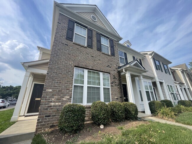 737 Cupola Dr in Raleigh, NC - Building Photo - Building Photo