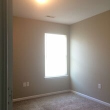 613 W Market St in Warrensburg, MO - Building Photo - Building Photo