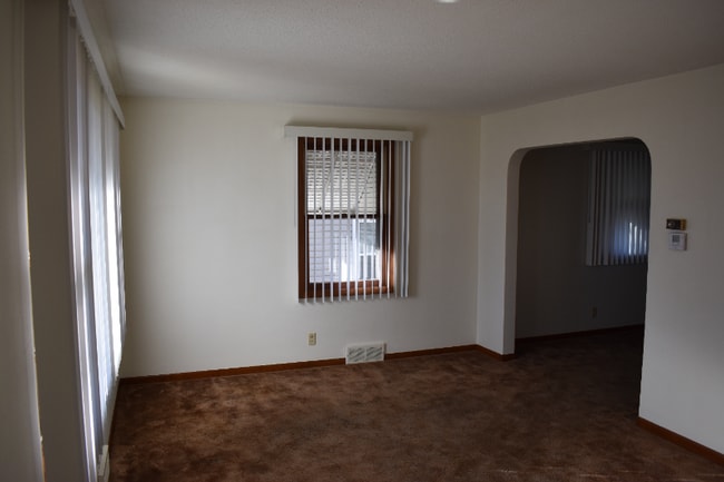 717 Willow St in Fairmont, MN - Building Photo - Building Photo