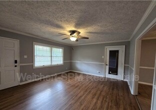3120 Old Medina Rd in Jackson, TN - Foto de edificio - Building Photo