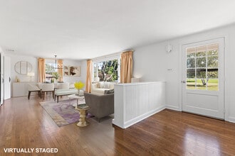 119 Bowman Dr in Greenwich, CT - Building Photo - Building Photo